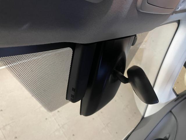 プリウス S 後期型 社外メモリーナビ Bluetooth接続 バックカメラ ビルトインETC 自動衝突被害軽減ブレーキ レーンアシスト アダプティブクルーズ LEDヘッドライト スマートキー プッシュスタート(33枚目)