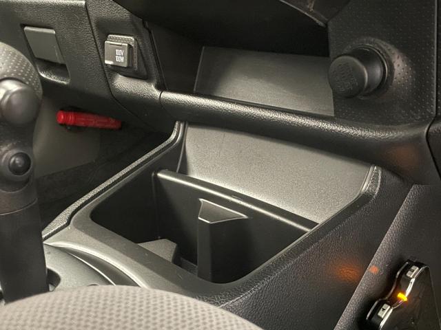 ＮＶ１５０ＡＤ ＶＥ　自動衝突被害軽減ブレーキ　レーンアシスト　ルーフキャリア　純正メモリーナビ　Ｂｌｕｅｔｏｏｔｈ接続　フルセグテレビ　バックカメラ　ＣＤ再生　ＥＴＣ　キーレスエントリー　助手席エアバック　横滑り防止（16枚目）