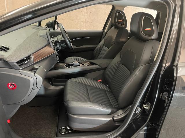 オーラ G レザーエディション ワンオーナー プロパイロット ニッサンコネクトナビ BOSEサウンド ブラックレザーシート アラウンドビューモニター ビルトインETC2.0 ドライブレコーダー 踏み間違い防止 LEDヘッドライト(10枚目)