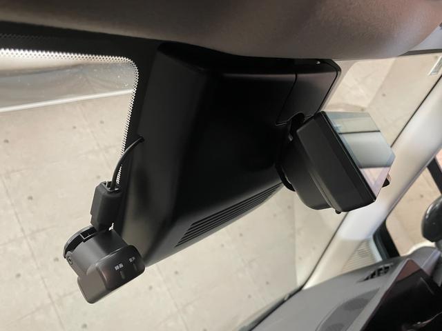 オーラ G レザーエディション ワンオーナー プロパイロット ニッサンコネクトナビ BOSEサウンド ブラックレザーシート アラウンドビューモニター ビルトインETC2.0 ドライブレコーダー 踏み間違い防止 LEDヘッドライト(11枚目)