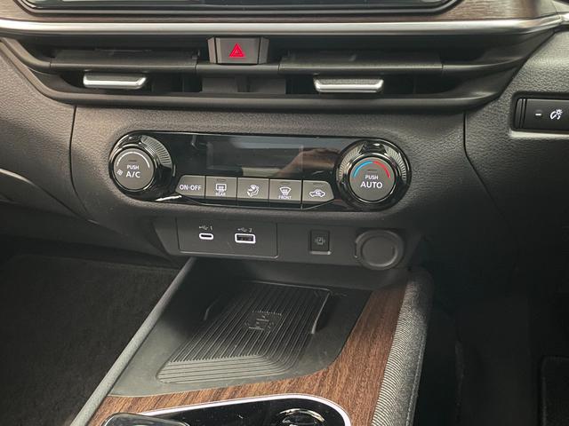 オーラ G レザーエディション ワンオーナー プロパイロット ニッサンコネクトナビ BOSEサウンド ブラックレザーシート アラウンドビューモニター ビルトインETC2.0 ドライブレコーダー 踏み間違い防止 LEDヘッドライト(31枚目)