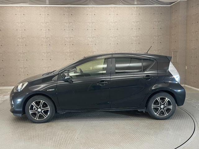 アクア S 社外ナビ フルセグTV Bluetoothオーディオ バックカメラ ETC スマートキー LEDヘッドライト 社外15インチアルミホイール(17枚目)