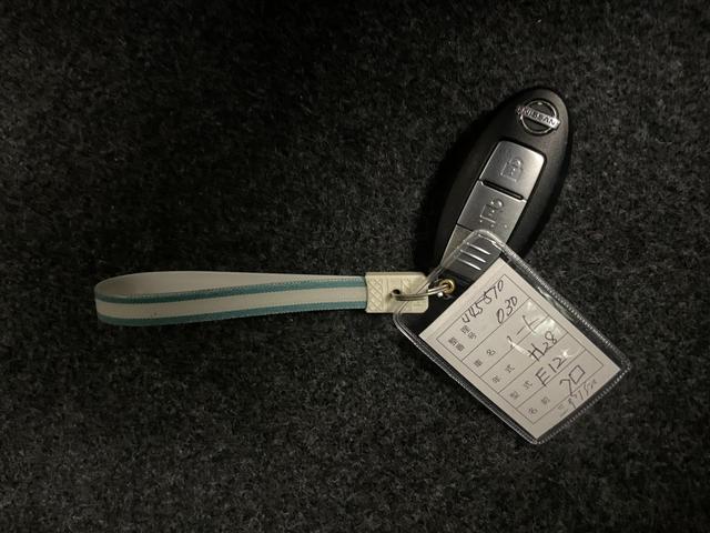 ノート Ｘ　当社買取ダイレクト販売　社外ナビ　ＣＤ　ＥＴＣ　オートライト　スマートキー　アイドリングストップ（35枚目）