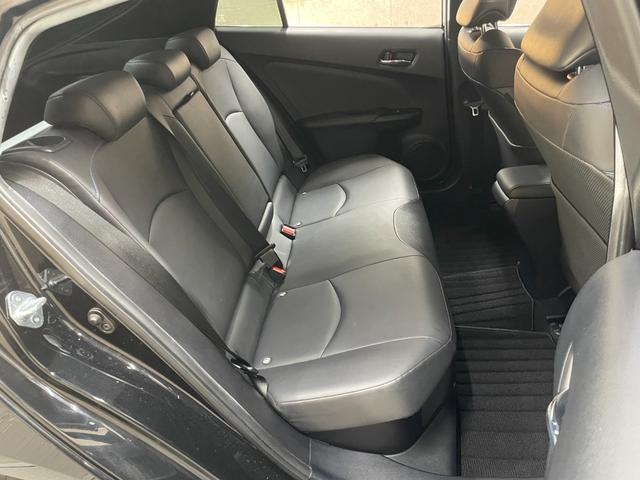 プリウス Sツーリングセレクション 純正メモリーナビ フルセグテレビ LEDヘッドライト バックカメラ Wエアバッグ レザーシート シートヒーター クルーズコントロール Bluetooth接続 17インチAW(14枚目)