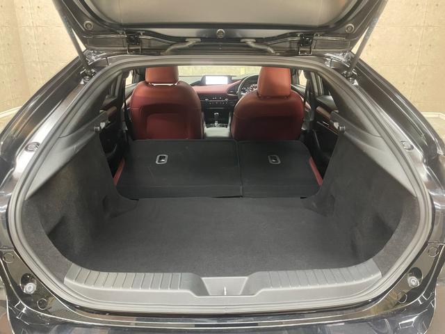 MAZDA3ファストバック Xバーガンディ セレクション サンルーフ 衝突被害軽減システム レーンアシスト レーダークルーズコントロール 純正メモリーナビ フルセグ 全方位モニター Bカメ スマートキー ETC パワーシート シートヒーター ハンドルヒーター(12枚目)