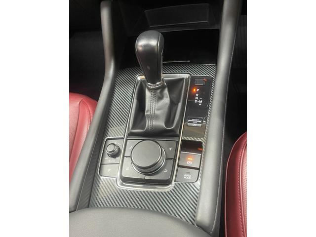 MAZDA3ファストバック Xバーガンディ セレクション サンルーフ 衝突被害軽減システム レーンアシスト レーダークルーズコントロール 純正メモリーナビ フルセグ 全方位モニター Bカメ スマートキー ETC パワーシート シートヒーター ハンドルヒーター(21枚目)