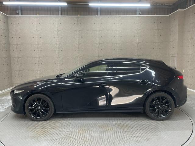 MAZDA3ファストバック Xバーガンディ セレクション サンルーフ 衝突被害軽減システム レーンアシスト レーダークルーズコントロール 純正メモリーナビ フルセグ 全方位モニター Bカメ スマートキー ETC パワーシート シートヒーター ハンドルヒーター(28枚目)