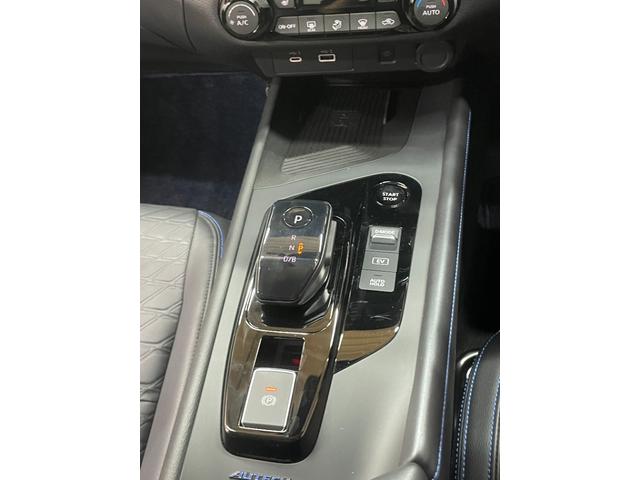 ノート オーテック クロスオーバー ワンオーナー 禁煙使用車 衝突軽減ブレーキ 全方位モニター シートヒーター レーダークルーズ LEDライト 純正ナビ フルセグテレビプロパイロット ブラインドスポットモニター(25枚目)