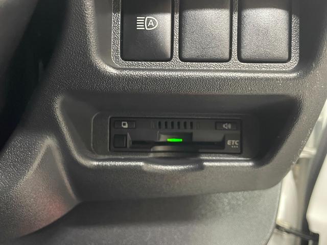 レジアスエースバン スーパーGL ダークプライムII 純正ナビ フルセグテレビ Bluetooth Bカメラ スマートキー 衝突軽減ブレーキ オートハイビーム レーンアシスト Bluetooth接続 ETC 社外AW ドライブレコーダー 助手席エアバッグ(34枚目)