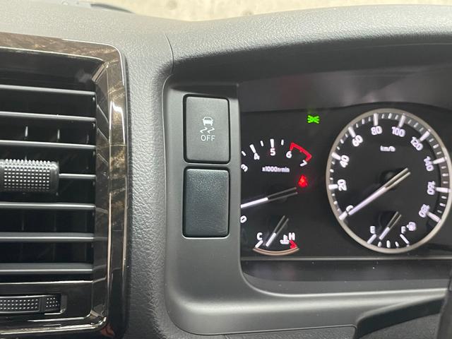 ハイエースバン スーパーＧＬ　ダークプライムＩＩ　登録済み未使用車　ワンオ―ナー使用車　衝突軽減ブレーキ　両側電動スライドドア　スマートキー　ＬＥＤライト　バックカメラ　レーンアシスト　ＥＴＣ（24枚目）