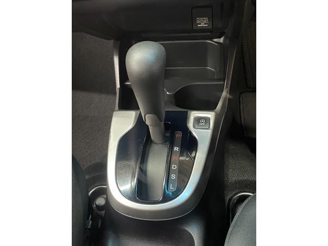 フィット １３Ｇ・Ｆパッケージ　メモリ―ナビ　スマートキー　Ｗエアバッグ　ＥＴＣ　オートエアコン　電動格納ミラー　アンチロックブレーキシステム　スマートキー（22枚目）