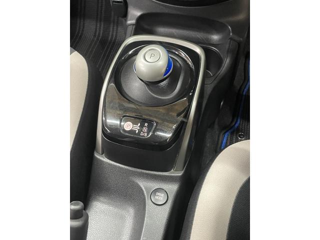 ノート ｅ－パワー　Ｘ　衝突軽減ブレーキ　レーンアシスト　純正メモリーナビ　フルセグテレビ　スマートキー　ＬＥＤライト　ＥＴＣ　アラウンドヴューモニター（22枚目）