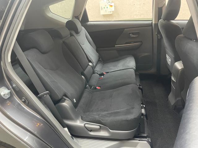 プリウスアルファ S チューン ブラック メモリ―ナビ フルセグナビ バックカメラ スマートキー Wエアバッグ DVD再生機能 ETC Bluetooth接続 ABS(11枚目)