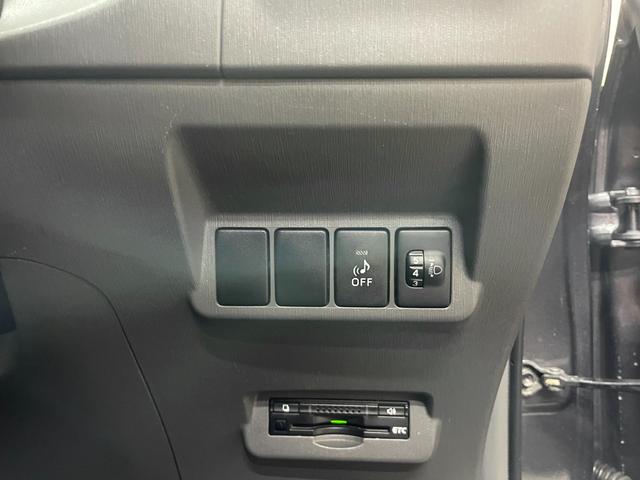 プリウスアルファ S チューン ブラック メモリ―ナビ フルセグナビ バックカメラ スマートキー Wエアバッグ DVD再生機能 ETC Bluetooth接続 ABS(17枚目)