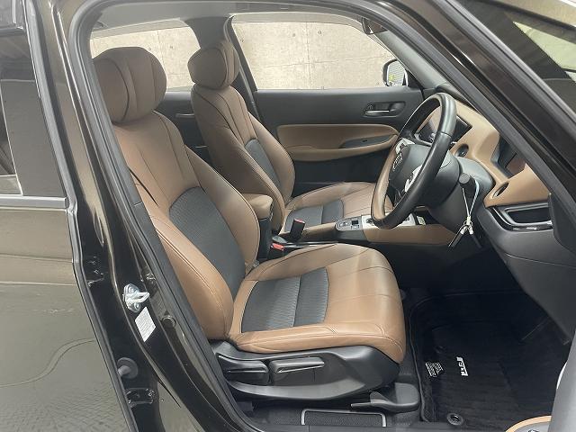 フィット e:HEVリュクス 9インチナビ 衝突被害軽減システム レーンアシスト レーダークルーズコントロール クリアランスソナー フルセグ Bluetooth Bカメラ ETC スマートキー 純正ドラレコ ハンドルヒーター(15枚目)