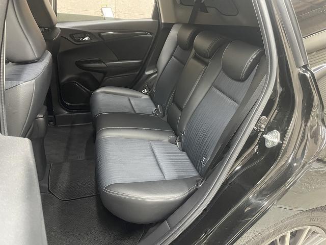 シャトル ハイブリッドZ ホンダセンシング 後期型 衝突被害軽減システム レーンアシスト レーダークルーズ 純正メモリーナビ Bluetooth フルセグ Bカメ 純正16インチAW 防眩ミラー スマートキー ETC LEDライト ルーフレール(13枚目)