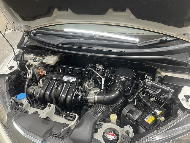 フィットハイブリッド Fパッケージ 当社買取ダイレクト販売 純正ナビ ワンセグテレビ Bluetoothオーディオ バックカメラ スマートキー DVD再生機能 ETC ABS(18枚目)