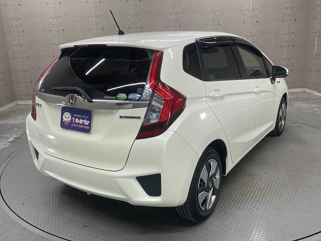 フィットハイブリッド Fパッケージ 当社買取ダイレクト販売 純正ナビ ワンセグテレビ Bluetoothオーディオ バックカメラ スマートキー DVD再生機能 ETC ABS(33枚目)