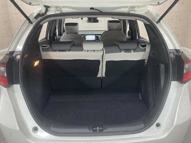 フィット e:HEVホーム 純正9インチメモリーナビ フルセグテレビ LEDライト バックカメラ スマートキー DVD再生機能 クルーズコントロール Bluetooth接続(17枚目)