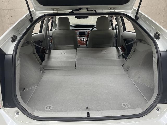 プリウス Gツーリングセレクション HDDナビ Wエアバッグ スマートキー バックカメラ クルーズコントロール DVD再生機能 アンチロックブレーキシステム(16枚目)