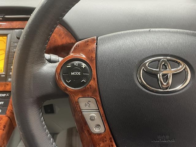 プリウス Gツーリングセレクション HDDナビ Wエアバッグ スマートキー バックカメラ クルーズコントロール DVD再生機能 アンチロックブレーキシステム(19枚目)