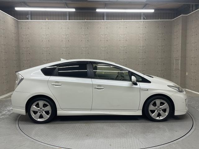 プリウス Gツーリングセレクション HDDナビ Wエアバッグ スマートキー バックカメラ クルーズコントロール DVD再生機能 アンチロックブレーキシステム(35枚目)