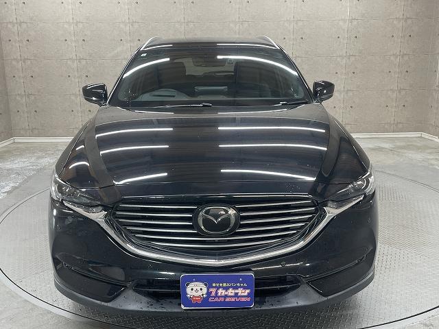 鑑定項目は外装、内装、機関、修復歴の４つ。プロの鑑定師が入念かつ厳しいチェックを通して、それぞれの項目について５段階のグレードを定めています。