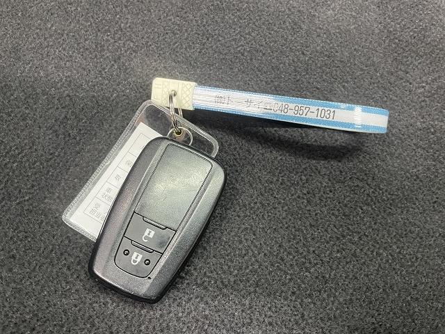 プリウス Ｅ　ワンオーナー使用車　純正ナビ　スマートキー　バックカメラ　ＬＥＤライト　Ｗエアバッグ　ＥＴＣ２．０　Ｂｌｕｅｔｏｏｔｈ接続　クルーズコントロール（16枚目）
