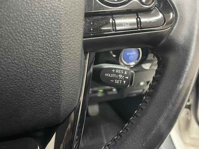 プリウス Ｓ　ワンオーナー　禁煙使用車　衝突軽減ブレーキ　純正メモリーナビ　フルセグテレビ　レーダークルーズコントロール　レーンアシスト　Ｂｌｕｅｔｏｏｔｈ接続（26枚目）
