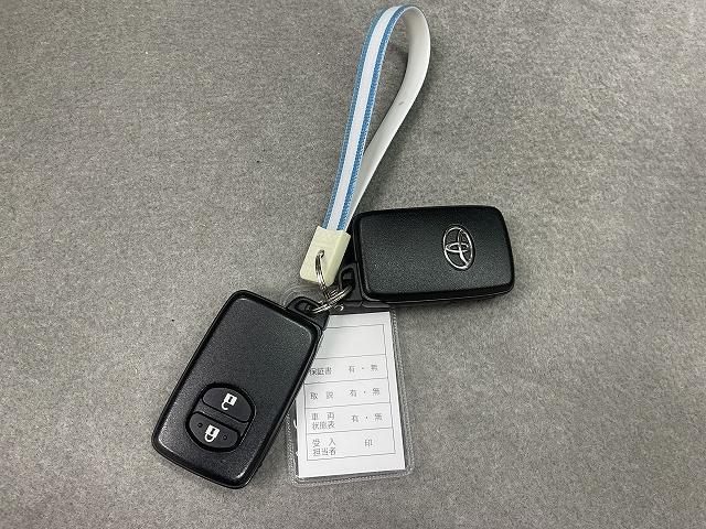 プリウス Gツーリングセレクションレザーパッケージ ワンオーナー クルーズコントロール 純正メモリーナビ Bluetooth フルセグ バックカメラ スマートキー ETC LEDヘッドライト 純正アルミ シートヒーター 前後ドライブレコーダー(16枚目)