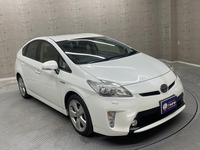 プリウス Gツーリングセレクションレザーパッケージ ワンオーナー クルーズコントロール 純正メモリーナビ Bluetooth フルセグ バックカメラ スマートキー ETC LEDヘッドライト 純正アルミ シートヒーター 前後ドライブレコーダー(33枚目)