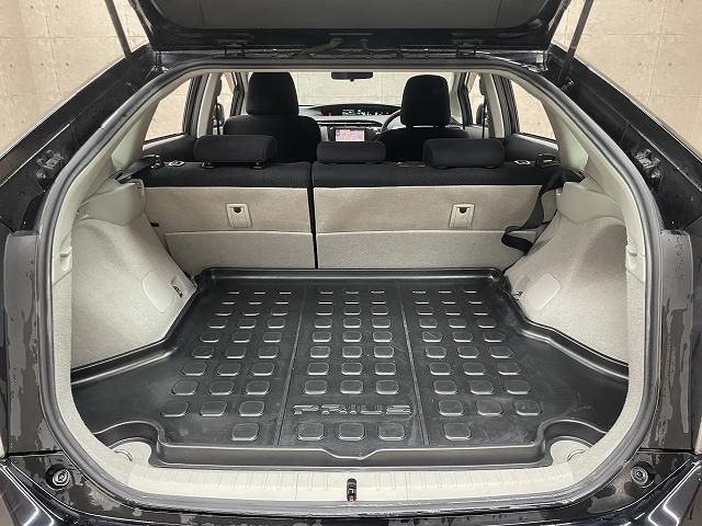 プリウス S 助手席リフトアップシートAタイプ ワンオーナー 純正メモリーナビ Bluetooth フルセグ バックカメラ スマートキー ETC 電動格納ミラー LEDヘッドライト(13枚目)