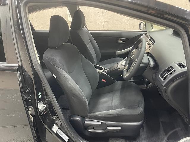 プリウス S 助手席リフトアップシートAタイプ ワンオーナー 純正メモリーナビ Bluetooth フルセグ バックカメラ スマートキー ETC 電動格納ミラー LEDヘッドライト(15枚目)