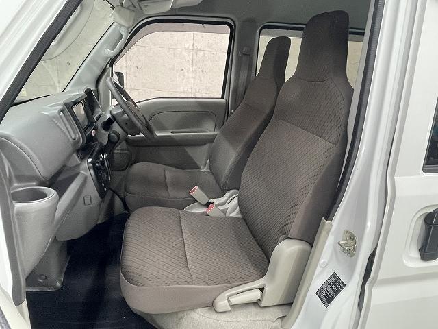 ＮＶ１００クリッパーバン ＤＸ　ＧＬパッケージ　メモリーナビ　フルセグテレビ　キーレスエントリ―　ＥＴＣ　ＤＶＤ再生機能　Ｗエアバッグ　バックカメラ　Ｂｌｕｅｔｏｏｔｈ接続（10枚目）