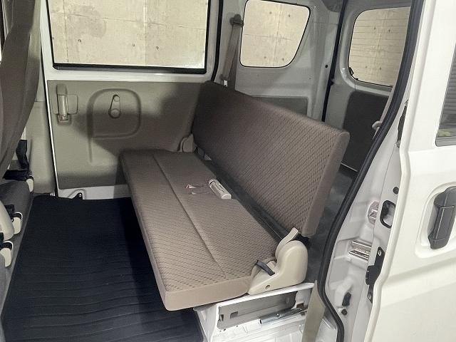 ＮＶ１００クリッパーバン ＤＸ　ＧＬパッケージ　メモリーナビ　フルセグテレビ　キーレスエントリ―　ＥＴＣ　ＤＶＤ再生機能　Ｗエアバッグ　バックカメラ　Ｂｌｕｅｔｏｏｔｈ接続（12枚目）