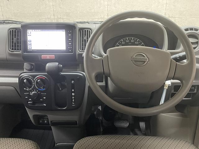 ＮＶ１００クリッパーバン ＤＸ　ＧＬパッケージ　メモリーナビ　フルセグテレビ　キーレスエントリ―　ＥＴＣ　ＤＶＤ再生機能　Ｗエアバッグ　バックカメラ　Ｂｌｕｅｔｏｏｔｈ接続（13枚目）