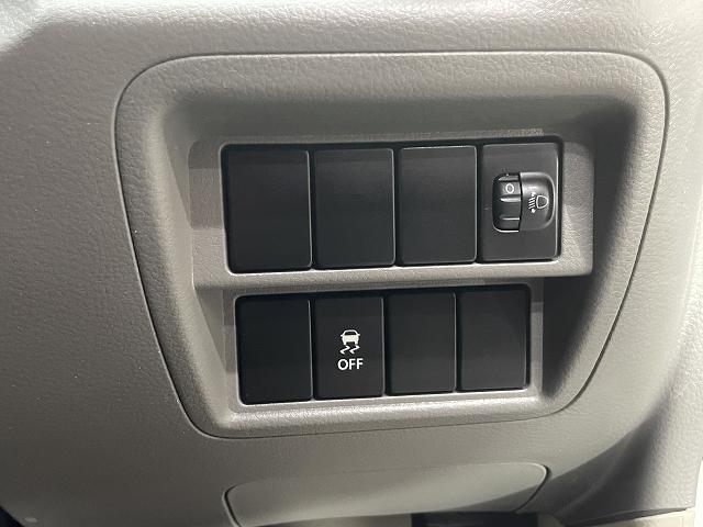 ＮＶ１００クリッパーバン ＤＸ　ＧＬパッケージ　メモリーナビ　フルセグテレビ　キーレスエントリ―　ＥＴＣ　ＤＶＤ再生機能　Ｗエアバッグ　バックカメラ　Ｂｌｕｅｔｏｏｔｈ接続（23枚目）