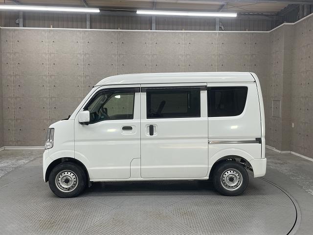 ＮＶ１００クリッパーバン ＤＸ　ＧＬパッケージ　メモリーナビ　フルセグテレビ　キーレスエントリ―　ＥＴＣ　ＤＶＤ再生機能　Ｗエアバッグ　バックカメラ　Ｂｌｕｅｔｏｏｔｈ接続（31枚目）