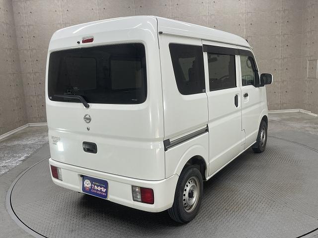 ＮＶ１００クリッパーバン ＤＸ　ＧＬパッケージ　メモリーナビ　フルセグテレビ　キーレスエントリ―　ＥＴＣ　ＤＶＤ再生機能　Ｗエアバッグ　バックカメラ　Ｂｌｕｅｔｏｏｔｈ接続（34枚目）