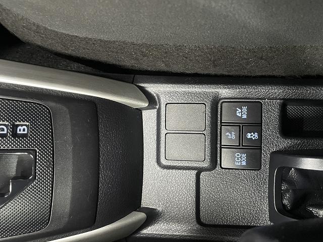 カローラフィールダー ハイブリッド 衝突軽減ブレーキ レーンアシスト メモリーナビ キーレスエントリ― バックカメラ Wエアバッグ ETC Bluetooth接続(32枚目)