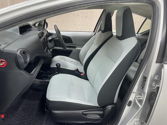 アクア L ワンオーナー使用車 エアコン 純正アルミホイール アンチロックブレーキシステム 前後ドライブレコーダー キーレスエントリ― ETC(10枚目)