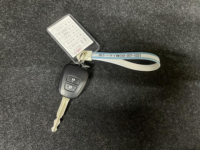 アクア L ワンオーナー使用車 エアコン 純正アルミホイール アンチロックブレーキシステム 前後ドライブレコーダー キーレスエントリ― ETC(18枚目)