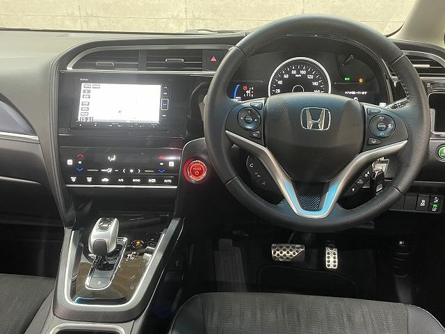 シャトル ハイブリッドX ホンダセンシング 衝突軽減ブレーキ メモリーナビ バックカメラ ETC レーンキーパー クルーズコントロール スマートキー DVD再生機能 Bluetooth接続 LEDライト(19枚目)