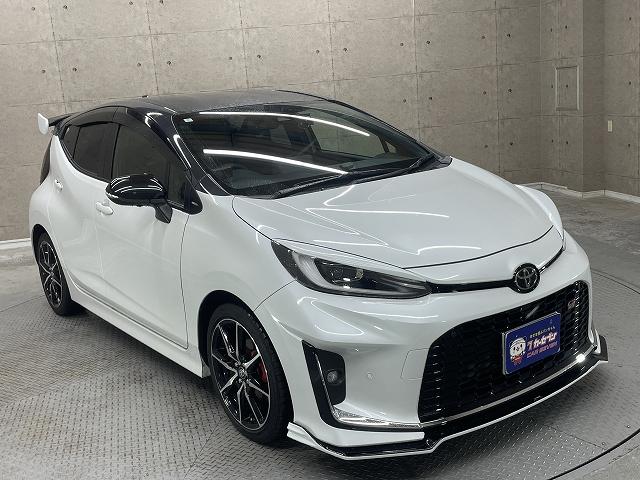 アクア ＧＲスポーツ　純正ディスプレイオーディオ　Ｍｉｒａｃａｓｔ　Ｂｌｕｅｔｏｏｔｈ　全方位モニター　バックカメラ　衝突被害軽減システム　レーンアシスト　レーダークルーズコントロール　スマートキー　ＥＴＣ　シートヒーター（33枚目）