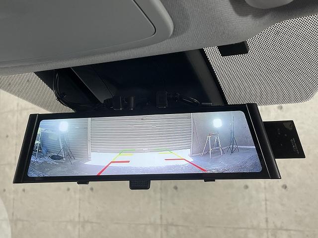 プリウス Ｓツーリングセレクション　ワンオーナー使用車　禁煙使用車　衝突軽減ブレーキ　レーンアシスト　９インチ純正メモリーナビ　フルセグテレビ　バックカメラ　ＬＥＤライト　レーダークルーズコントロール　革シート　シートヒーター（27枚目）