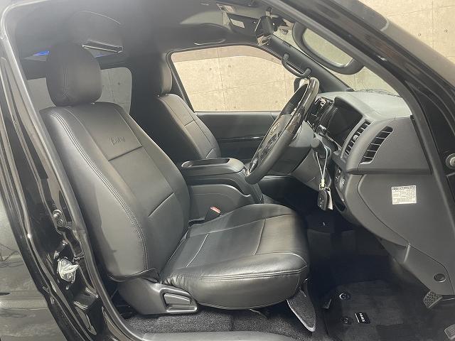 ハイエースバン スーパーGL ダークプライムII 11インチメモリーナビ フルセグテレビ Wエアバッグ 両側パワースライドドア フローティングナビ デジタルインナーミラー DVD再生機能 Bluetooth接続 フィリップダウン モデリスタエアロ(17枚目)