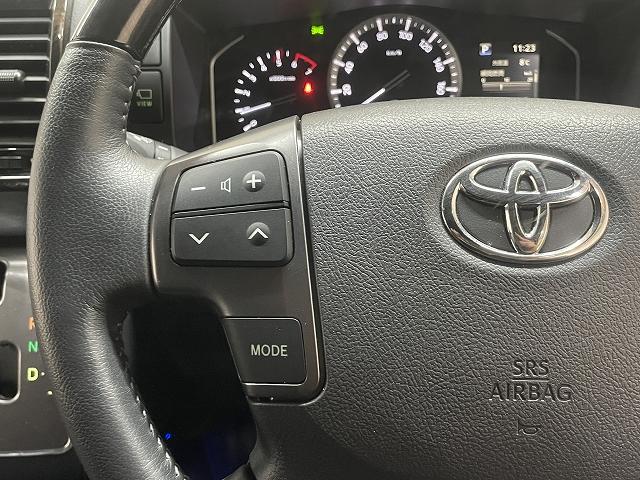 ハイエースバン スーパーGL ダークプライムII 11インチメモリーナビ フルセグテレビ Wエアバッグ 両側パワースライドドア フローティングナビ デジタルインナーミラー DVD再生機能 Bluetooth接続 フィリップダウン モデリスタエアロ(29枚目)