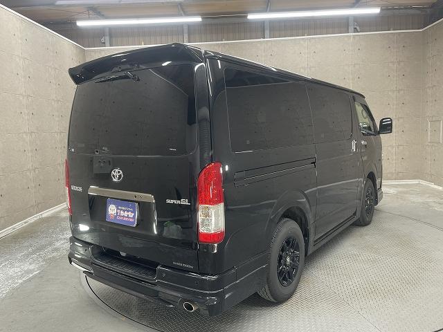 ハイエースバン スーパーGL ダークプライムII 11インチメモリーナビ フルセグテレビ Wエアバッグ 両側パワースライドドア フローティングナビ デジタルインナーミラー DVD再生機能 Bluetooth接続 フィリップダウン モデリスタエアロ(41枚目)