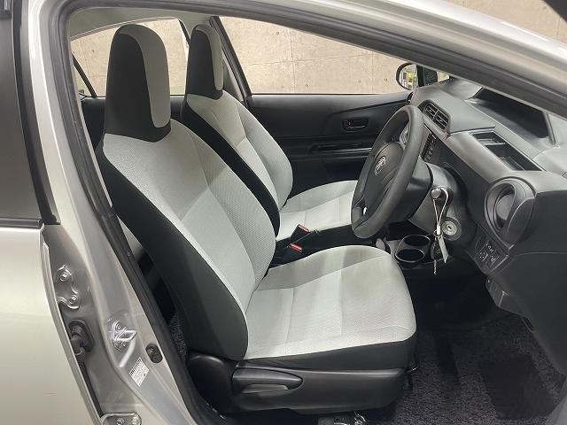 アクア L ワンオーナー使用車 メモリーナビ キーレスエントリ― バックカメラ Wエアバッグ CD Bluetooth接続 アンチロックブレーキシステム(14枚目)