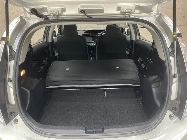アクア L ワンオーナー使用車 メモリーナビ キーレスエントリ― バックカメラ Wエアバッグ CD Bluetooth接続 アンチロックブレーキシステム(17枚目)